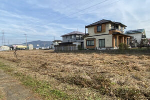 伐採・草刈りの高橋工務店_君津・空き地の草刈り（作業後）